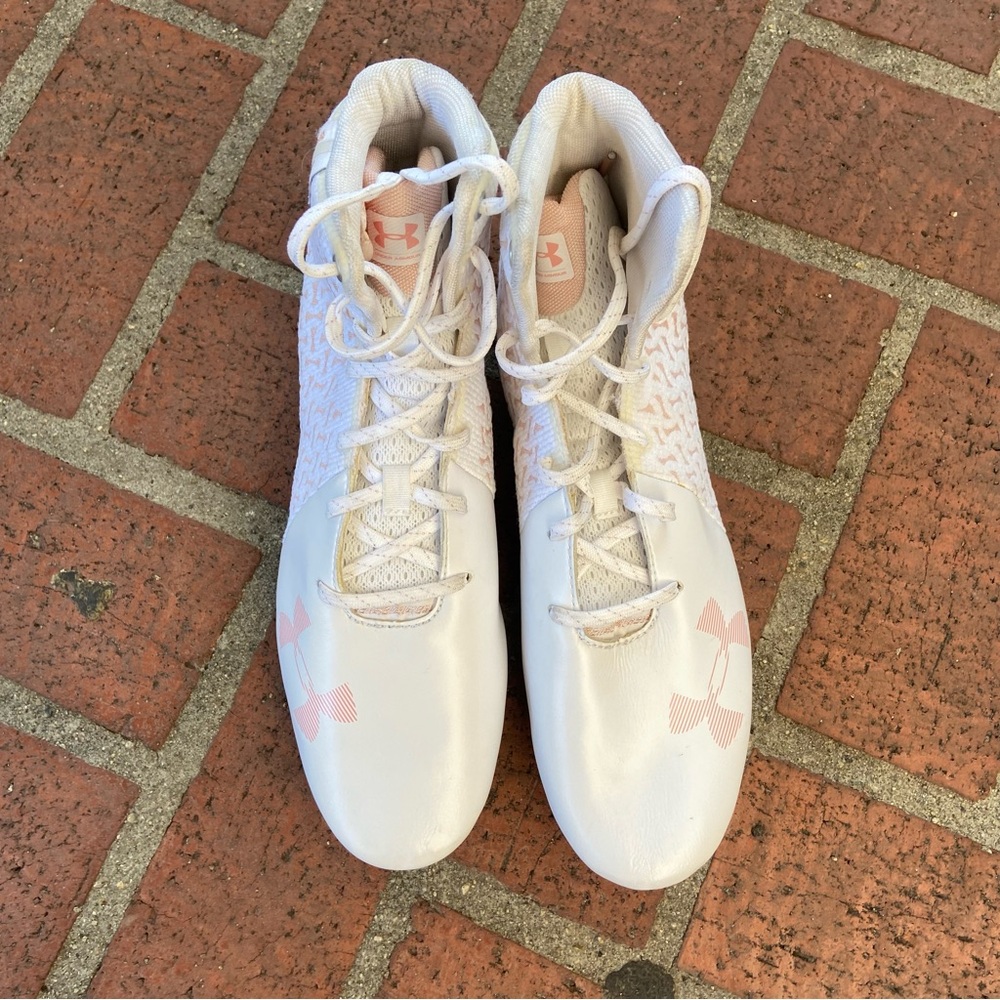 Under Armour Women's Highlight Mc Football Shoe White Pink Women’s Size 11 - Picture 3 of 6